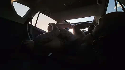 FUCKING THE HOT BBW'S ASS UNTIL SHE CUMS INSIDE THE CAR
