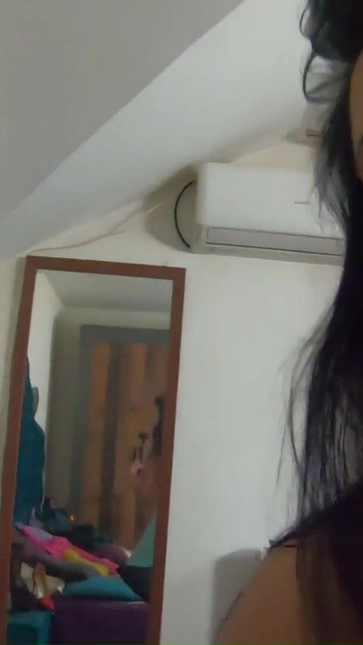 Ejaculare cu colanți verzi și joacă umedă - orgasm intens și tachinare cu pișat | Clipul 1