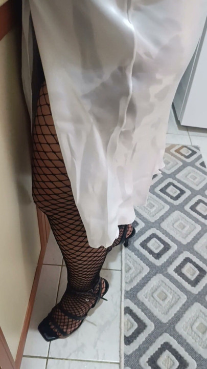 White nightgown fishnet stockings, this is the woman I'm looking for | Clip 1