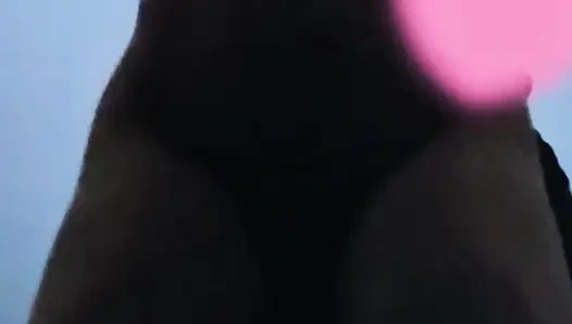 Cewek mungil pinay dientot di kamar mandi umum sambil meringis keenakan sambil ngomong jorok