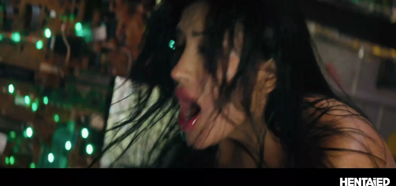 Mariana Martix Huge Bukkake & Cumflation