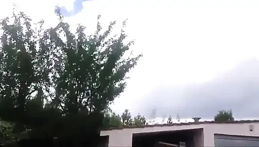 Kencing di kursi mobilku