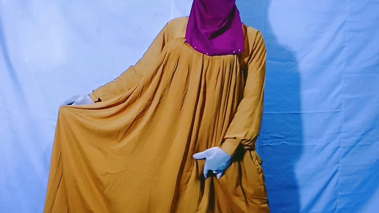Desi village Bhabhi Bangladeshi hijabi Muslim
