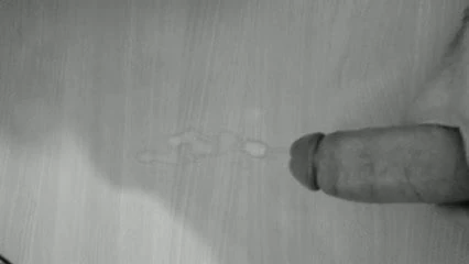 Drenando semen de nuevo