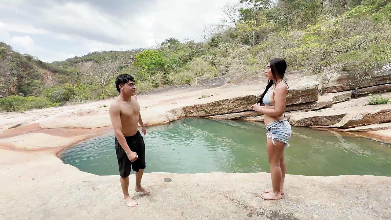 Gorgeous Young College Girl Goes to the River After Her Classes and Meets a Stranger and Ends up Fucking Outdoors!