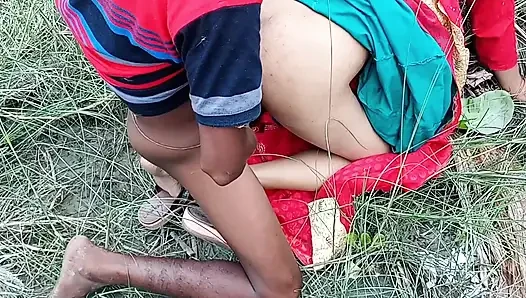 Video ngentot adik tiriku di hutan di luar ruangan sama abang tirinya sendiri