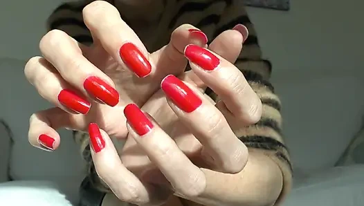 В День Святого Валентина, я украшу твою грудь губной помадой, леди Виктория Валенте