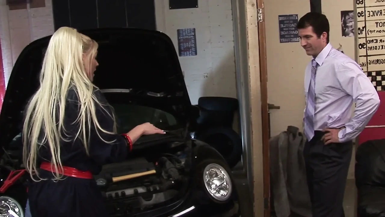 Fucking the Boss Scene-2_big-titted Blonde in Lingerie Wants to Fuck Her Boss Hard in the Garage.