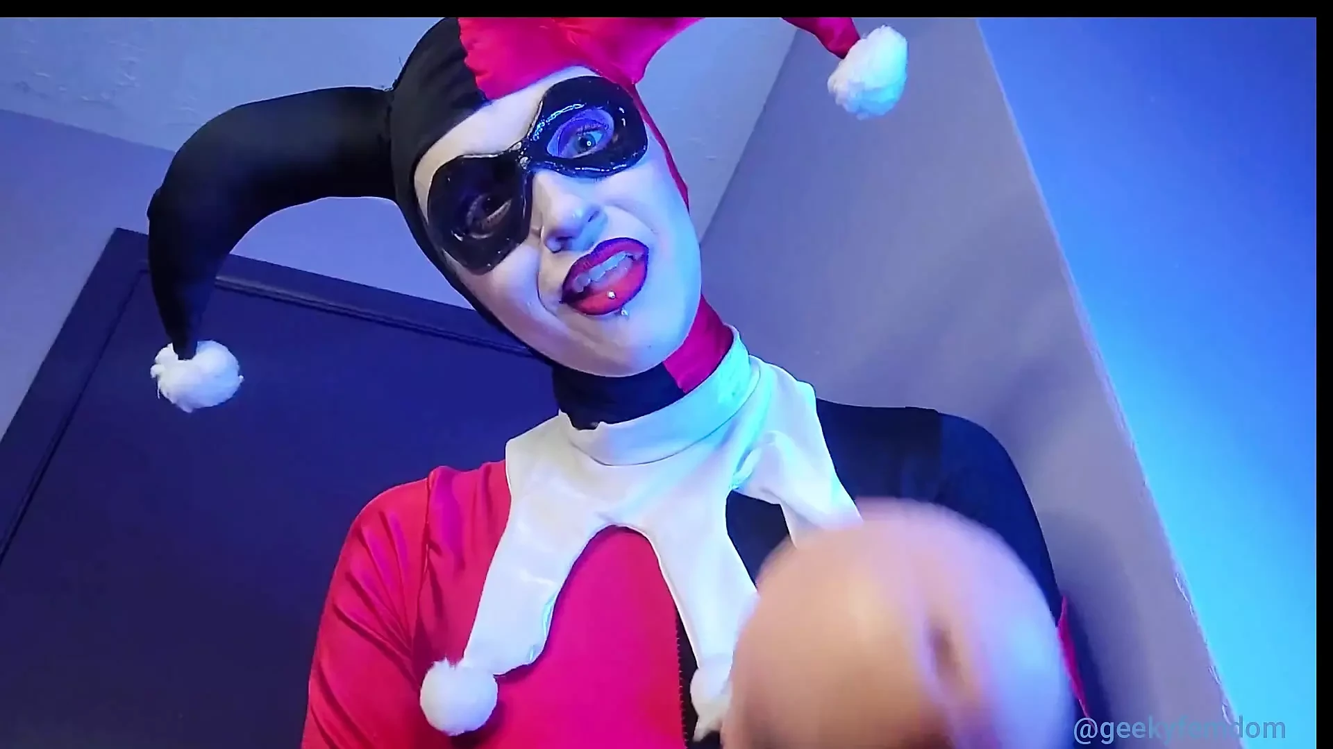 Harley Quinn te domina