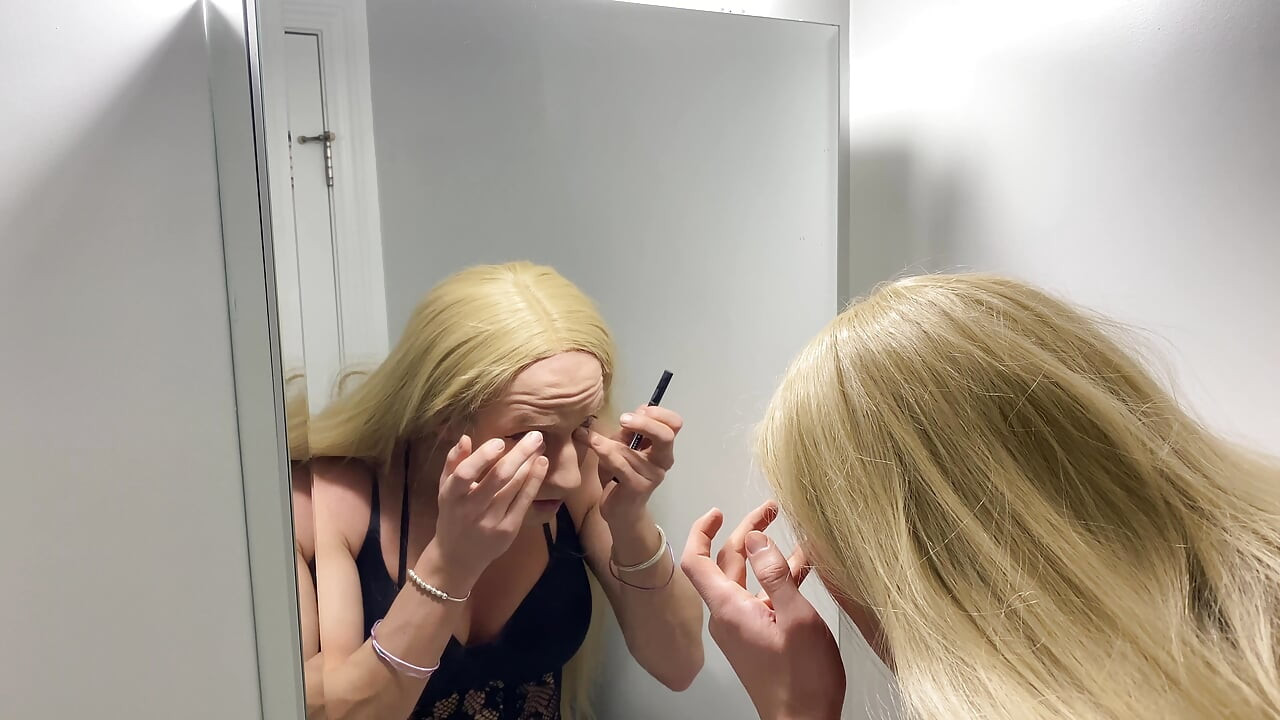 Full Male to Female Crossdressing Transformation