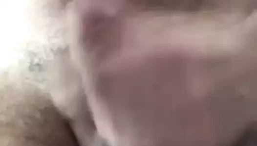 Babam benim için boşalıyor