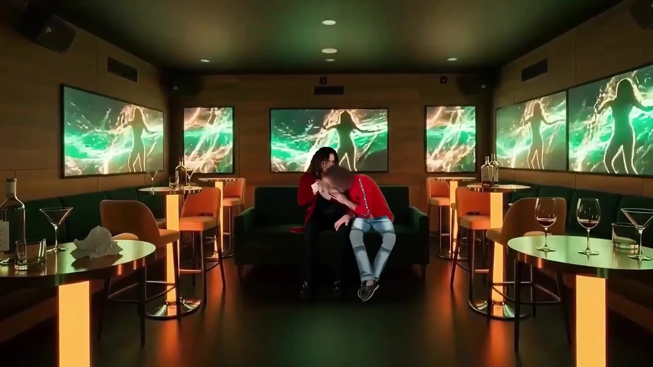 I the Karaoke Club Manager and My Husband Films It All