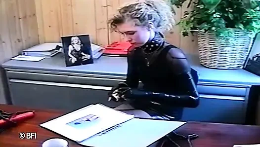 domination cuir and latex 2 - rubber and ice.