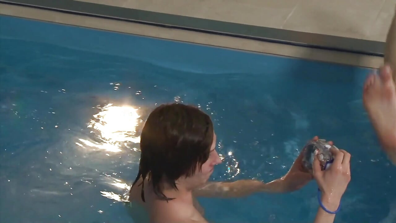 ゲイプールサイドの楽しみ - 映画