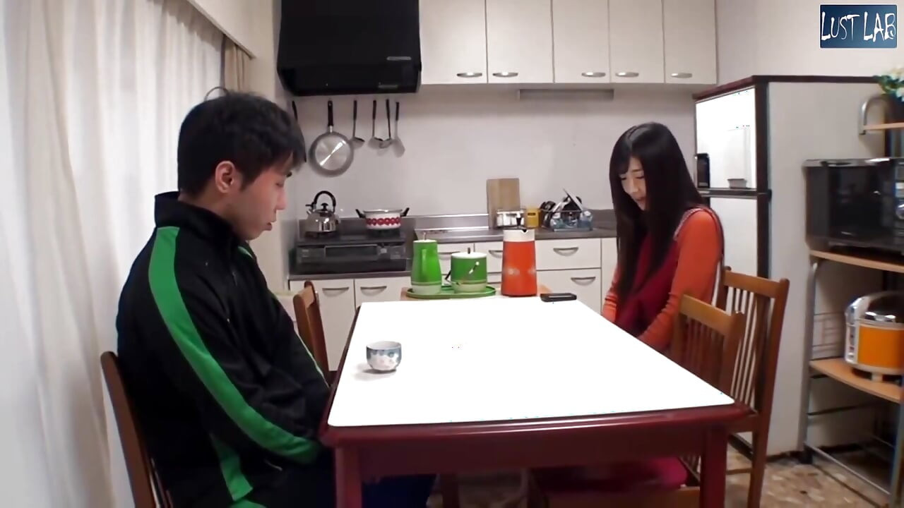 ถูกจับได้ว่ายาม ความอับอายกลายเป็นความตื่นเต้นลับ - Part2