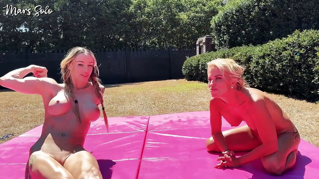 Oil sex wrestle com cinta-em punição - Mars Solo &tatiana