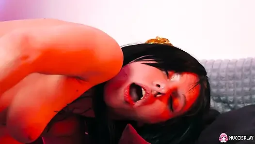 Büyük memeli seksi kız Stella Bliss erkek arkadaşıyla ateşli seks yaptı.
