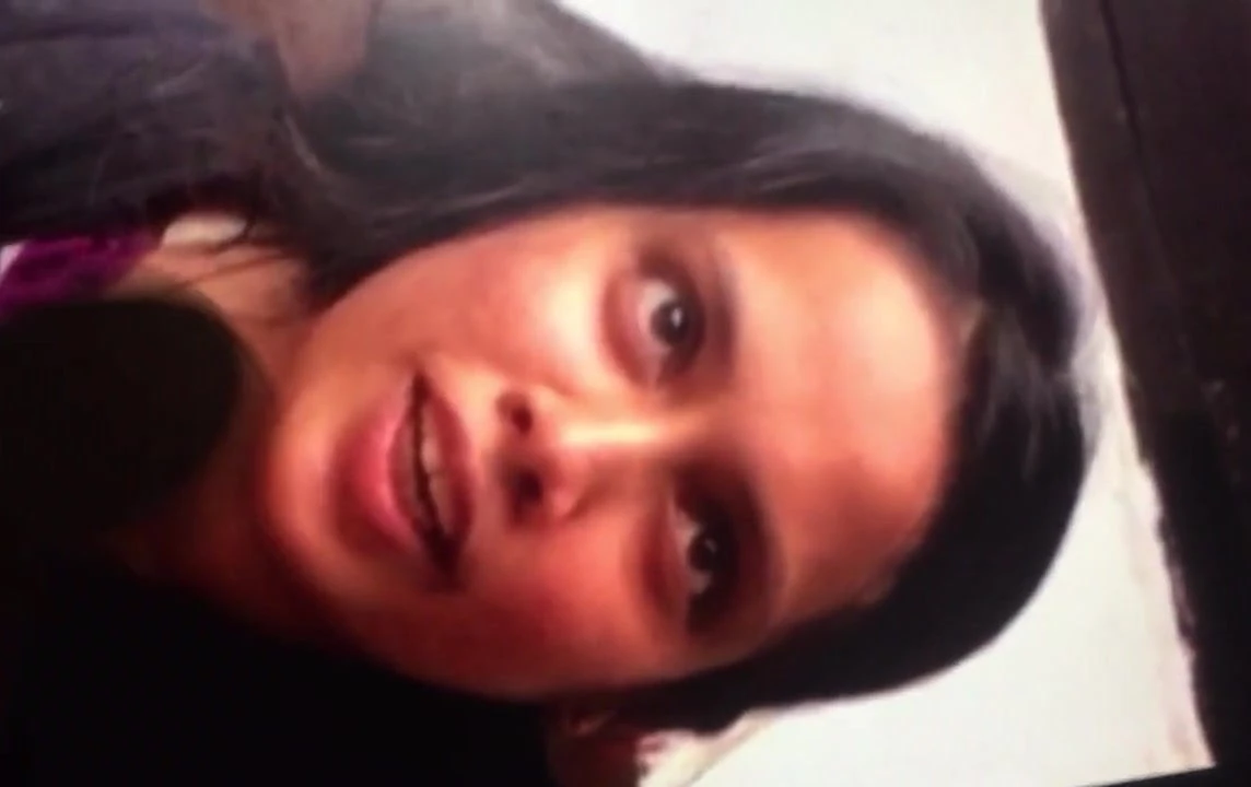 Gav cum tributo tia
