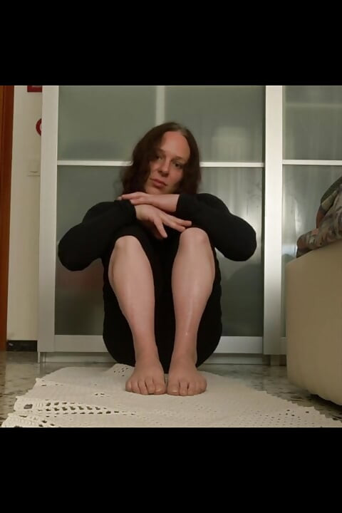 my sexy legs..all to lick..before fucking me