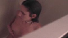 handjob sonra duş içinde sıcak amatör porno