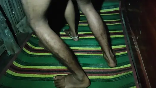 Эксклюзивные полуночные секреты: приватная встреча мачехи у кровати