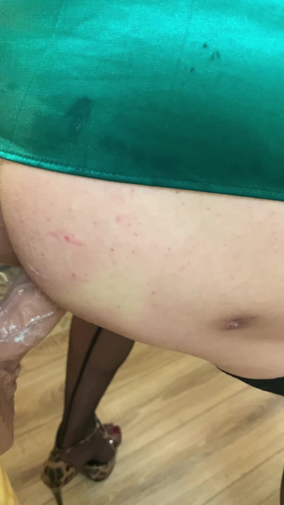难忘的时刻来自“我第一次做爱，他:(进入我体内”
