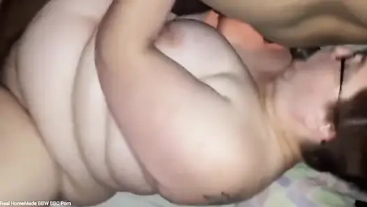 Gefesselt, polnische sSBBW ans bett Fickt mit meinem schwanz und dildo squirting orgasmen