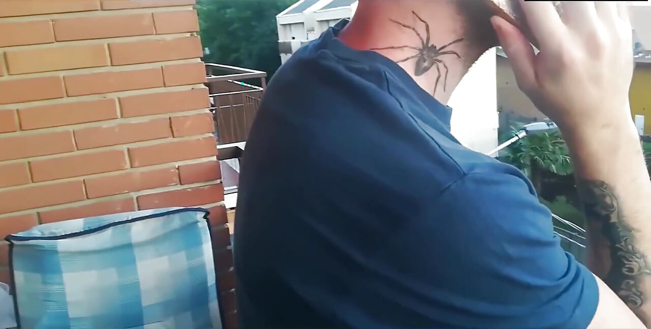 Secretaria sexy se folla al jefe y quiere promoción