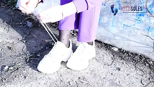 Her Stinky Sweaty Jogging Feet for You