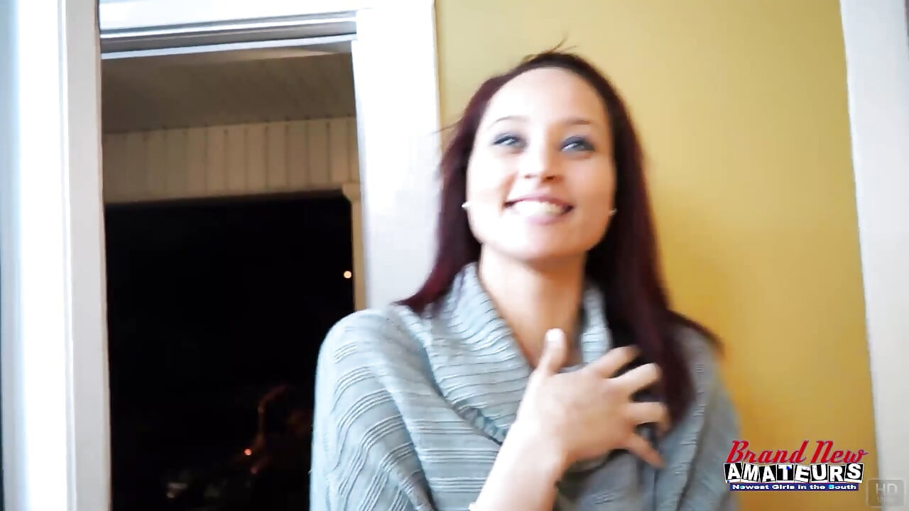 Carlee & Kennedy Petite getatoeëerde brunette duo natte kont dorstig sperma!