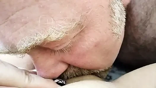 Olgun foxy kadın ve kovboy kız ve yarak emici becerileri...))
