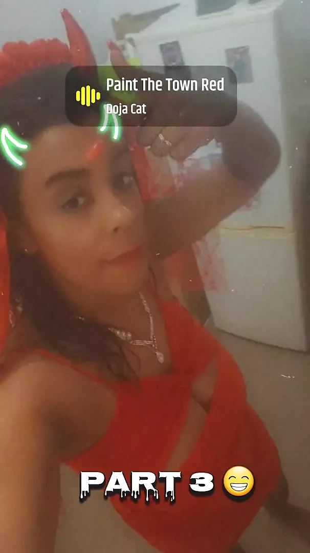 Ebony_Queen video