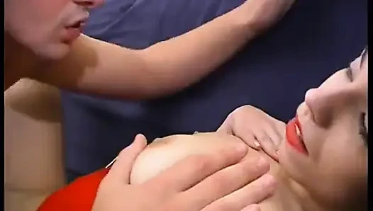 Çok şık ve şok edici bir sikiş için rüya gibi bir vücut!