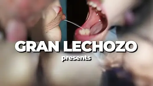 HEIßE LESBISCHE GIGANT TITTEN