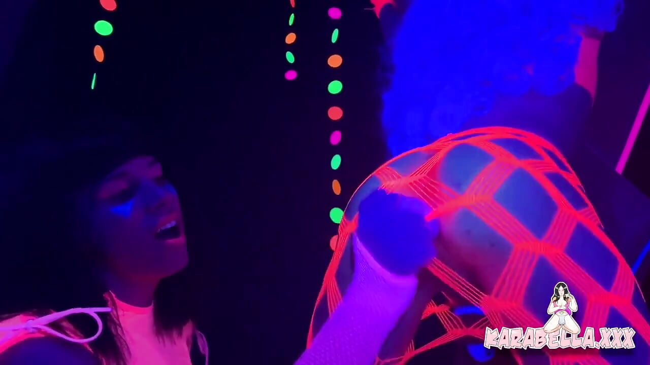 Neon Cream Dream
