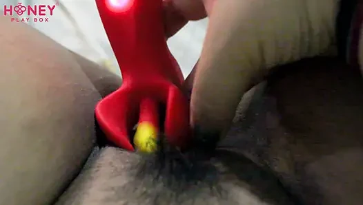 Ich teste meinen neuen super leistungsstarken vibrator, bis ich fertig bin