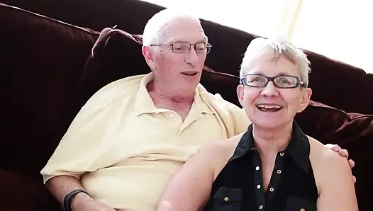 Azgın nine yaşlı kocasıyla üçlü grup sekste iyi bir genç yarak istiyor