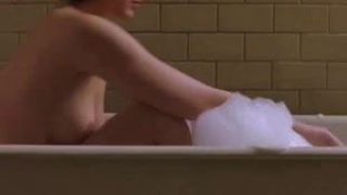 Ashley Judd face duș cu o lesbiană