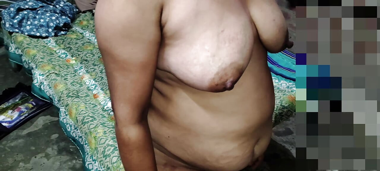 Indian aunty's chut seeing alone in my night