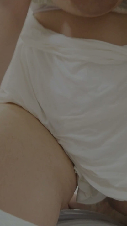 노르웨이 휴가 중 거유 솔로 자위, 노는 걸 좋아하는 거유녀 | 클립 2
