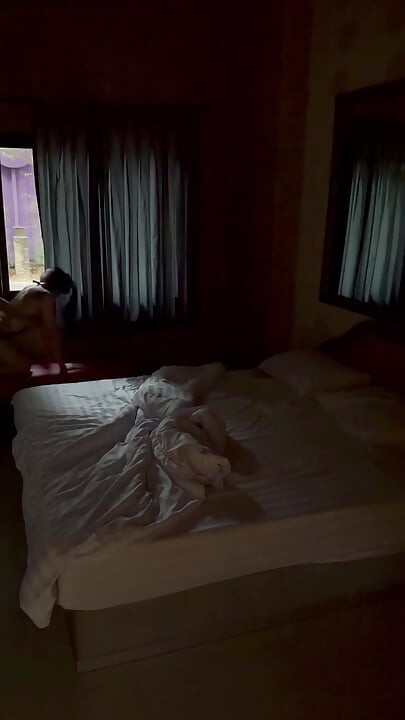 Στη γυναίκα μου αρέσει να επιδεικνύεται.