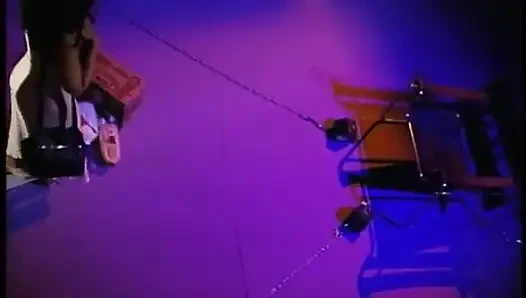 Большие сиськи лижут винтажную киску, большой член, сосание задницы и трах