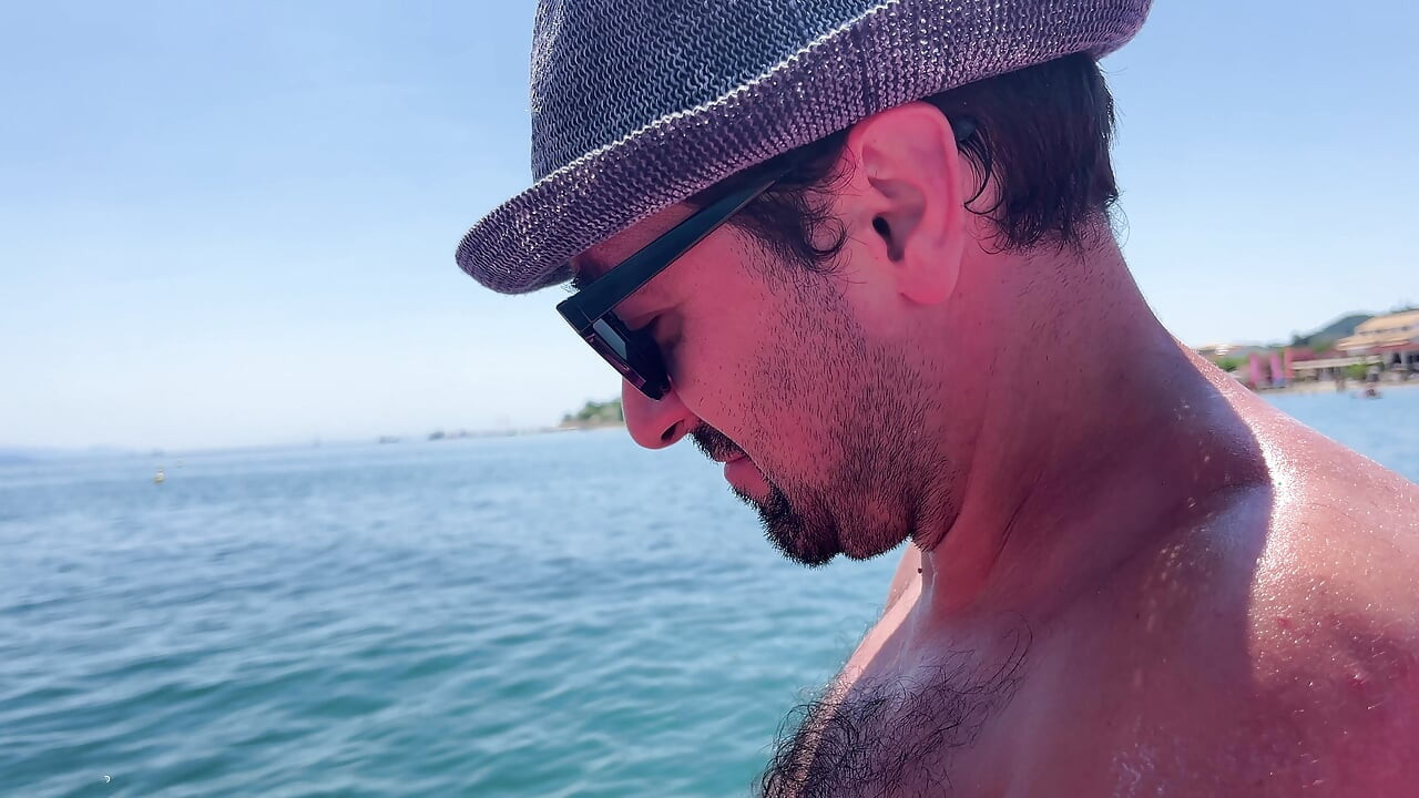 Public Exposure Risk Earl Smile Flashing My Cock On A Sea Pedal Boat
