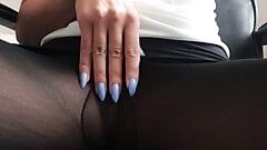 I Ripped My Pantyhose and Rubbed My Pussy At My Desk
