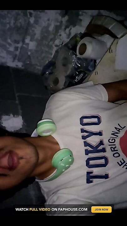 Drips Cum on Pink Head