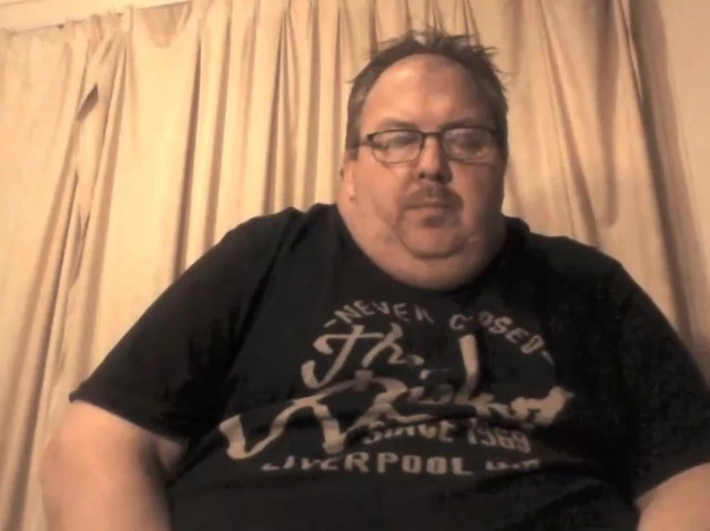 Sexy Chub Plays Online