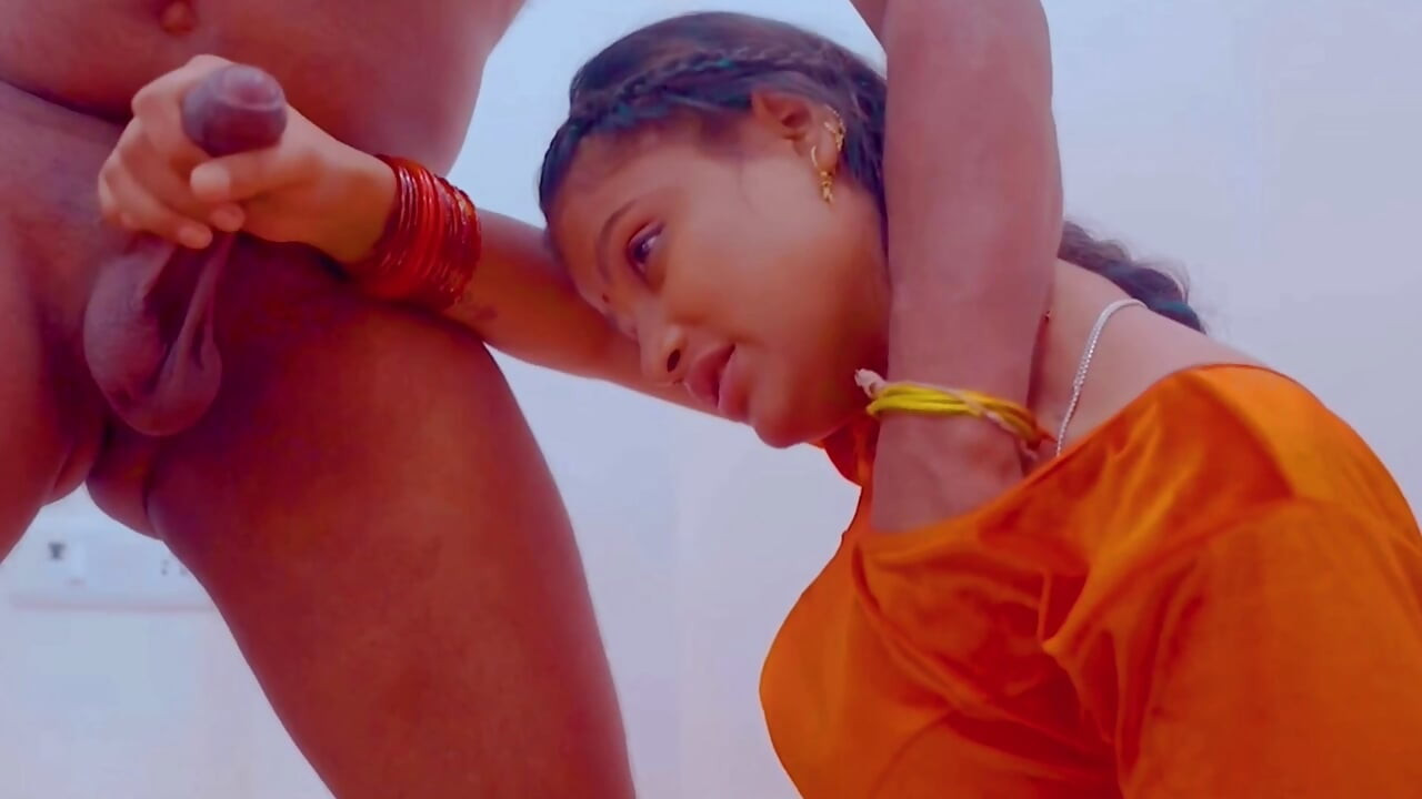 Ο άντρας γάμησε τη γυναίκα του την ημέρα του Suhagraat