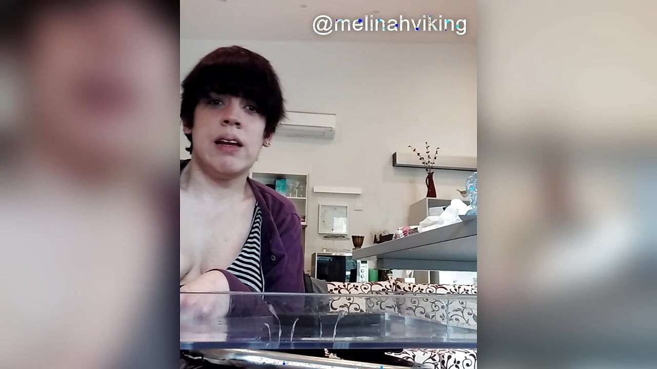 Coli di rumah bareng aku