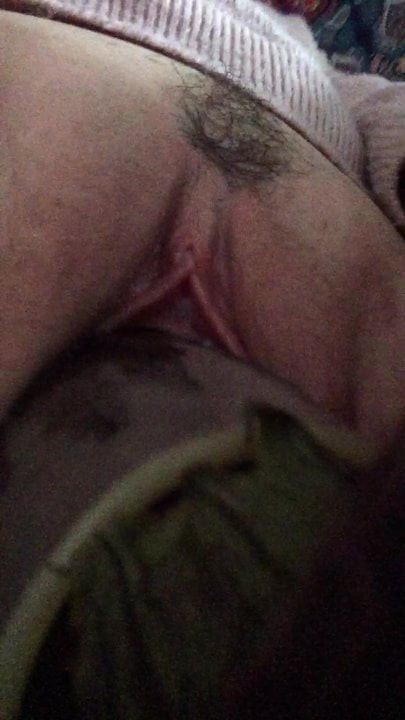 Aubergine fuck and stretching