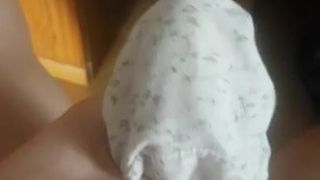 Em họ em gái panty cumtribute